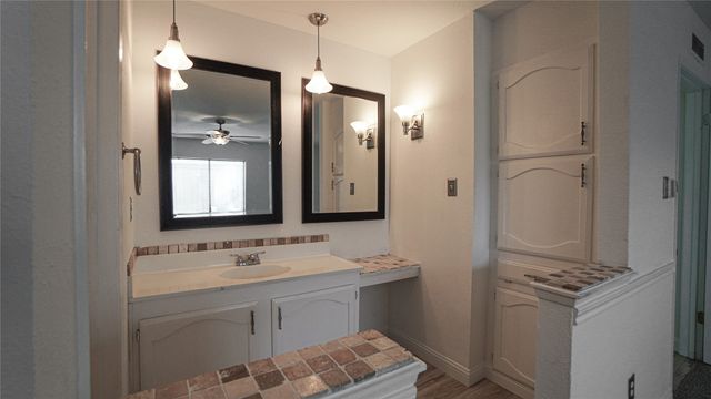 2115 Chatsworth Road, Carrollton, TX 75007