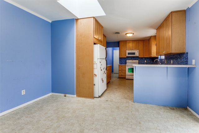 12018 Sunland Street, Dallas, TX 75218