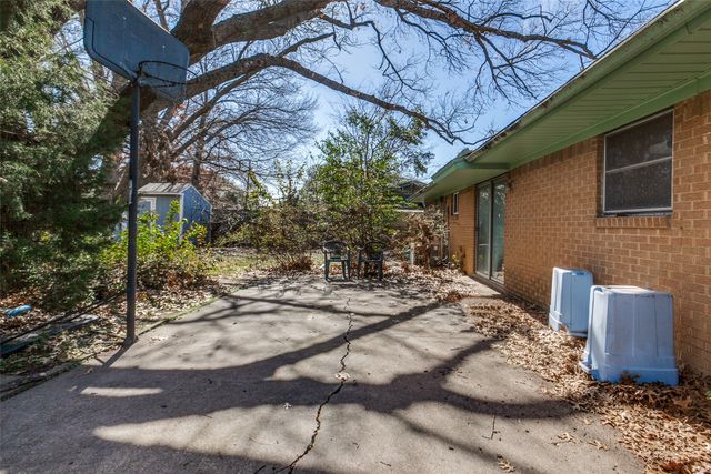 12018 Sunland Street, Dallas, TX 75218