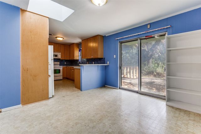 12018 Sunland Street, Dallas, TX 75218