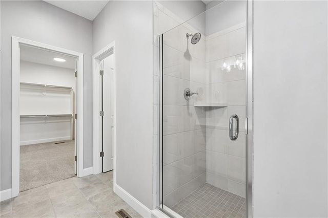 16236 Broadmoor Street, Overland Park, KS 66085
