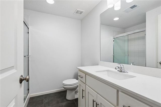 16236 Broadmoor Street, Overland Park, KS 66085