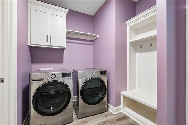 16236 Broadmoor Street, Overland Park, KS 66085