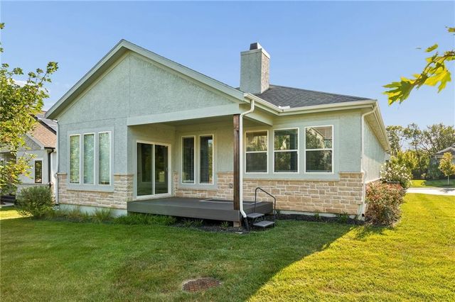 16236 Broadmoor Street, Overland Park, KS 66085