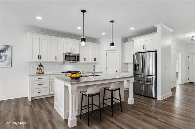 16236 Broadmoor Street, Overland Park, KS 66085