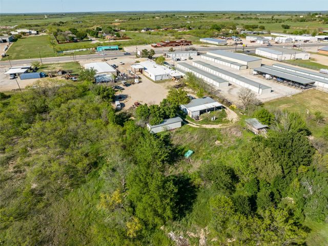 3319 W Walker Street, Breckenridge, TX 76424