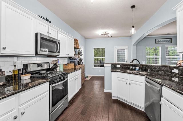 10635 Forest Creek Drive, Conroe, TX 77318