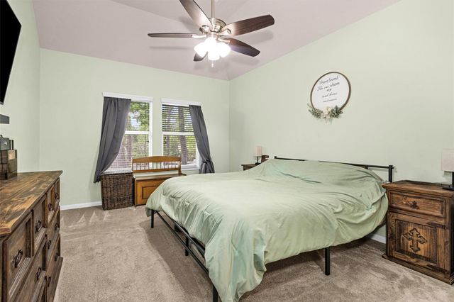 10635 Forest Creek Drive, Conroe, TX 77318