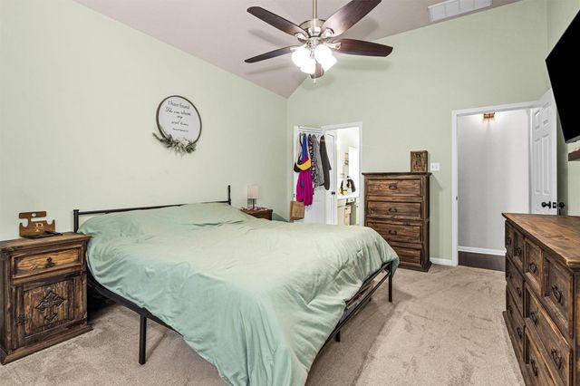 10635 Forest Creek Drive, Conroe, TX 77318