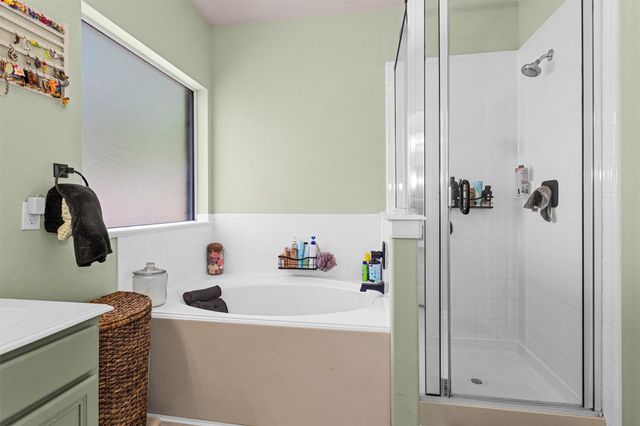 10635 Forest Creek Drive, Conroe, TX 77318