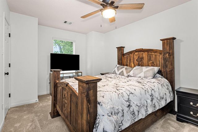 10635 Forest Creek Drive, Conroe, TX 77318