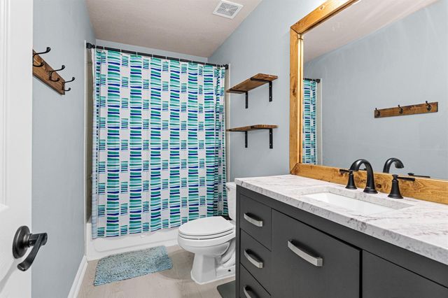 10635 Forest Creek Drive, Conroe, TX 77318