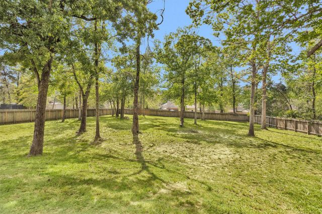 10635 Forest Creek Drive, Conroe, TX 77318