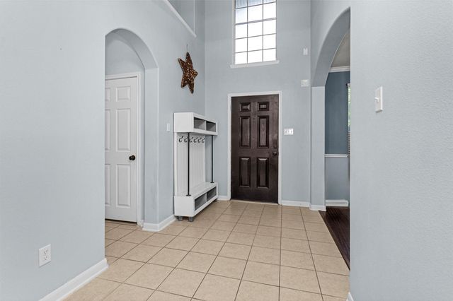 10635 Forest Creek Drive, Conroe, TX 77318