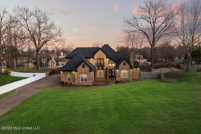 2615 Pimberton Cove, Southaven, MS 38672