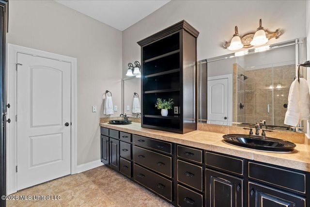 2615 Pimberton Cove, Southaven, MS 38672