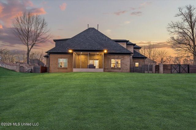 2615 Pimberton Cove, Southaven, MS 38672