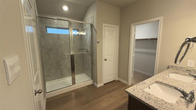 1219 Canton Dr, College Station, TX 77845