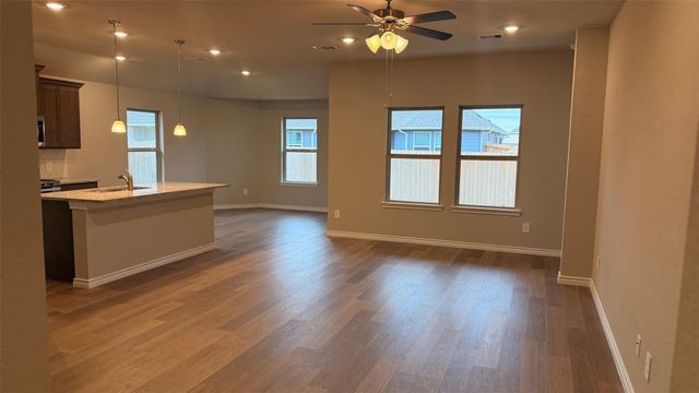 1219 Canton Dr, College Station, TX 77845