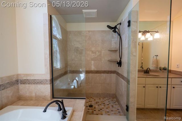 157 Winding Woods Trail, Brighton, MI 48114