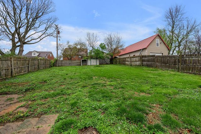 829 Carneal Road, Lexington, KY 40505