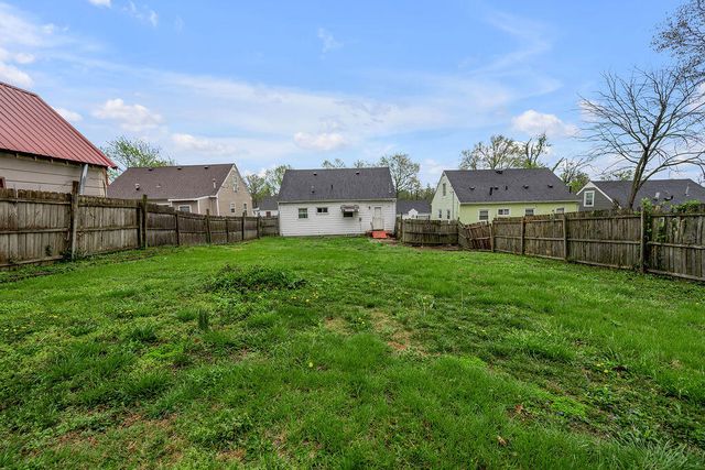 829 Carneal Road, Lexington, KY 40505