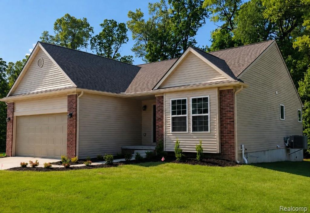 11473 Hidden Oaks Drive, Vienna Charter Township, MI 48420