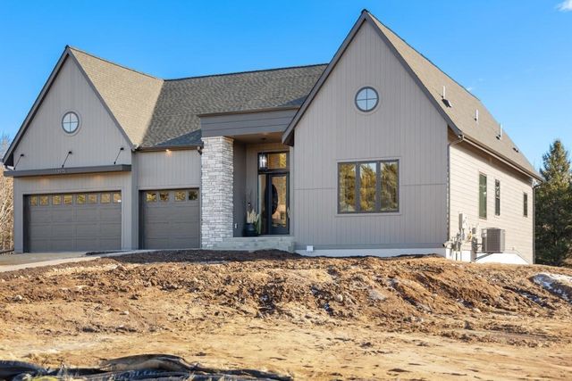 13975 27th Street N, West Lakeland Twp, MN 55082