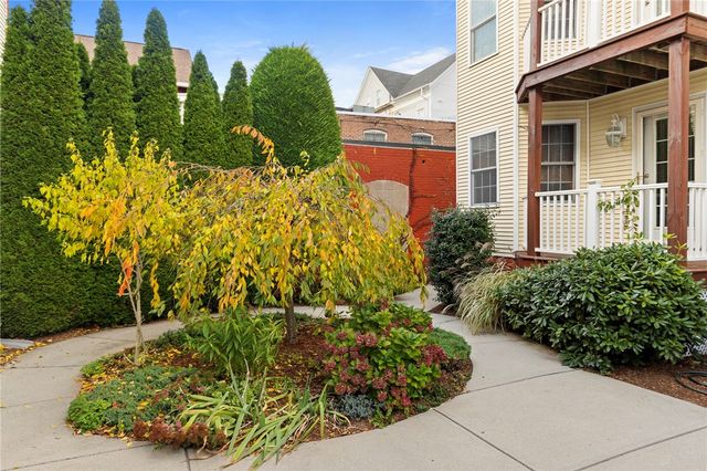 58 Sutton Street 6, Providence, RI 02903