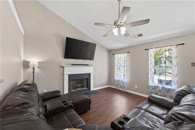 3904 Keystone Ridge NW, Acworth, GA 30101