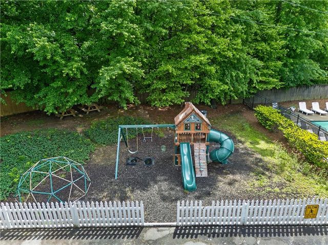 3904 Keystone Ridge NW, Acworth, GA 30101