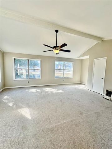 501 Lee Byrd Road, Loganville, GA 30052