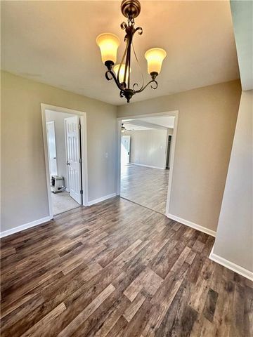 501 Lee Byrd Road, Loganville, GA 30052