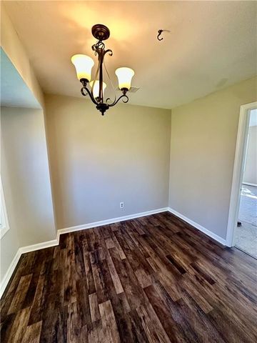 501 Lee Byrd Road, Loganville, GA 30052