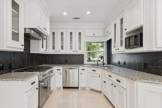 3071 Locke Lane, Houston, TX 77019