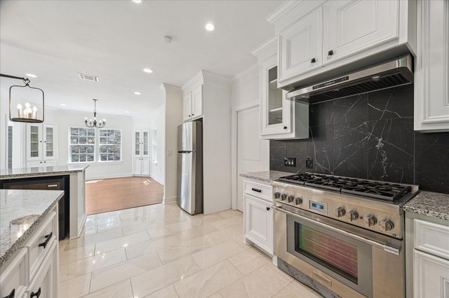 3071 Locke Lane, Houston, TX 77019