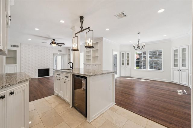 3071 Locke Lane, Houston, TX 77019