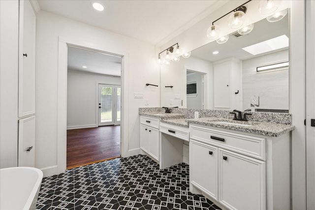 3071 Locke Lane, Houston, TX 77019