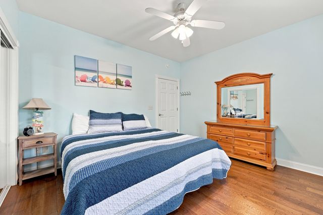 4891 Luster Leaf Cir Apt 101, Myrtle Beach, SC 29577