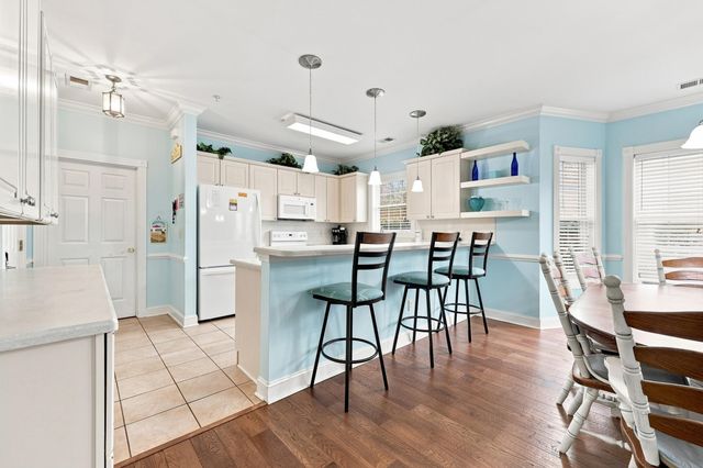 4891 Luster Leaf Cir Apt 101, Myrtle Beach, SC 29577