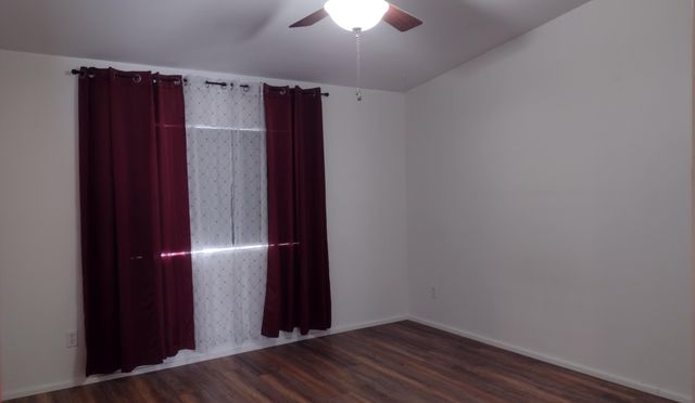 633 E Archwood Drive UNIT 128, Eagle Point, OR 97524