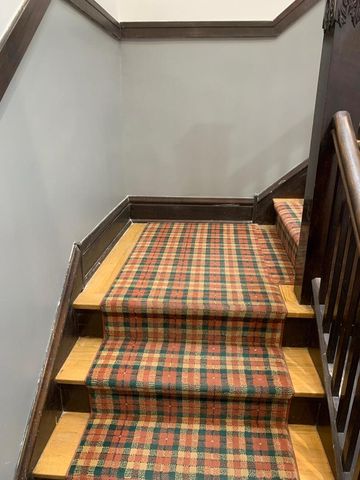 2437 W North Shore Avenue 2, Chicago, IL 60645