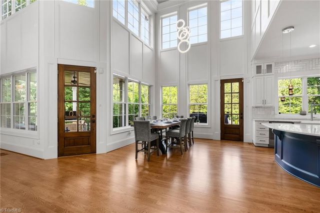 6323 Nesting Way, Oak Ridge, NC 27310