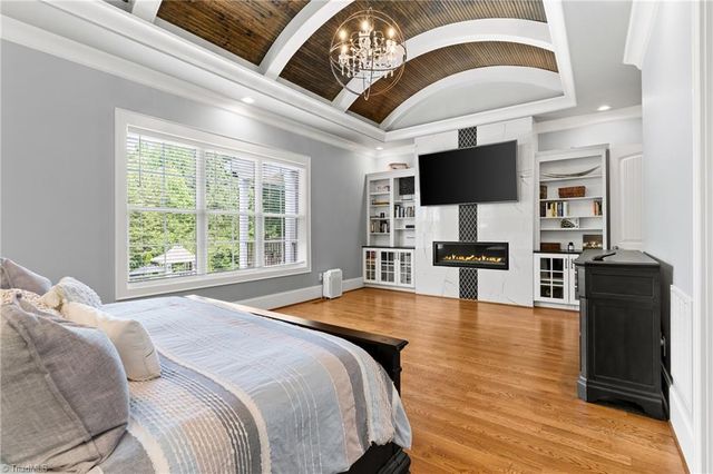 6323 Nesting Way, Oak Ridge, NC 27310