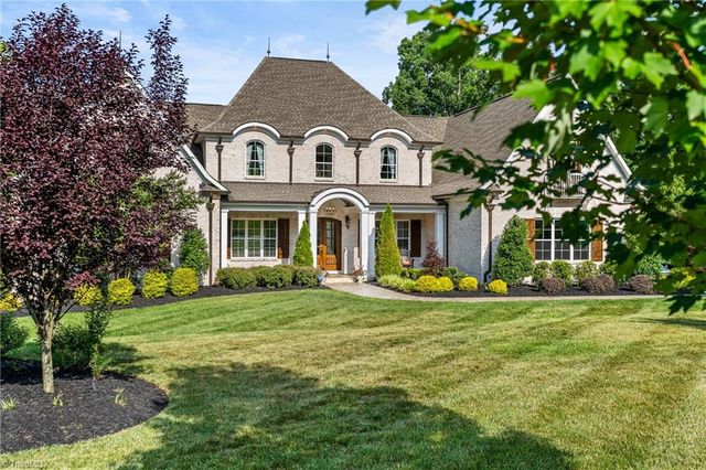 6323 Nesting Way, Oak Ridge, NC 27310