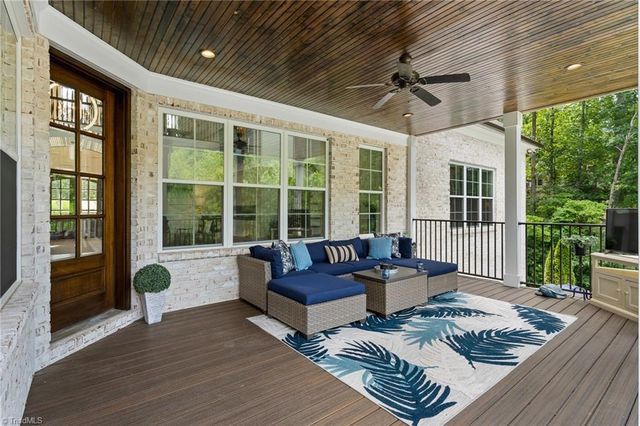 6323 Nesting Way, Oak Ridge, NC 27310