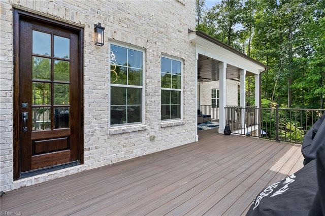 6323 Nesting Way, Oak Ridge, NC 27310
