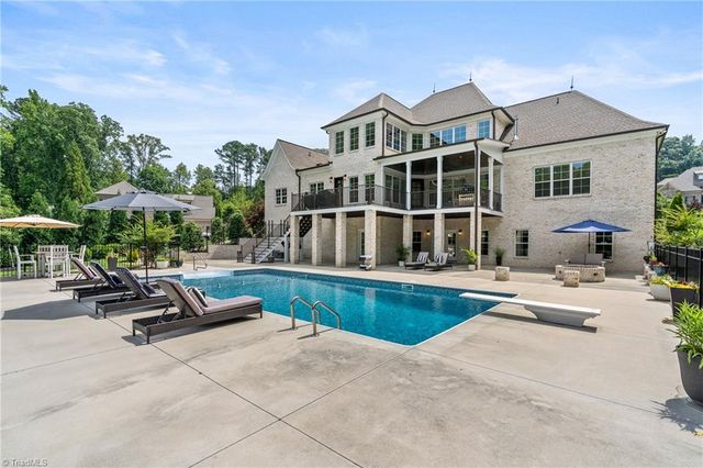 6323 Nesting Way, Oak Ridge, NC 27310