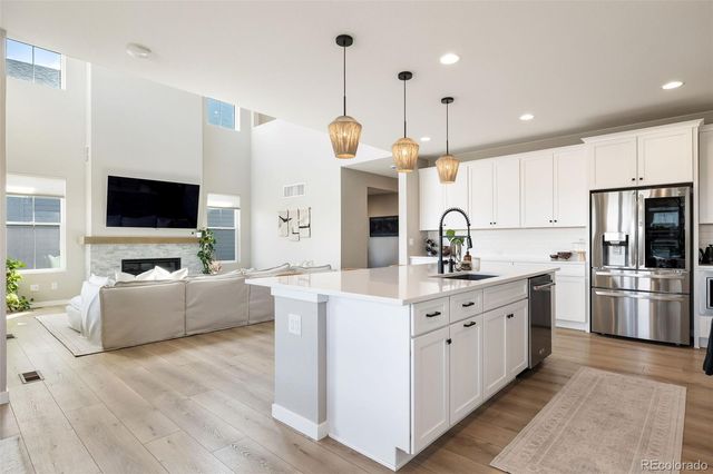 8827 Moonshimmer Trail, Littleton, CO 80125