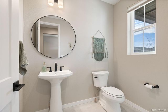 8827 Moonshimmer Trail, Littleton, CO 80125